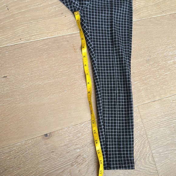 Zara Kids Black and White Pull On Checkered Pattern Leggings size 6 years - Picture 9 of 10